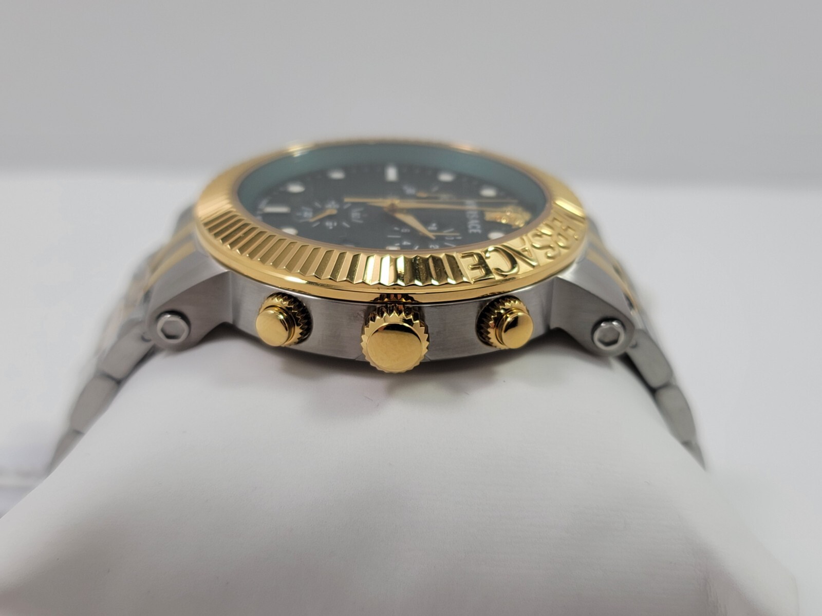 Versace V-Chrono Quartz Green Dial Two Tone Stainless Steel Mens Watch VESQ00722