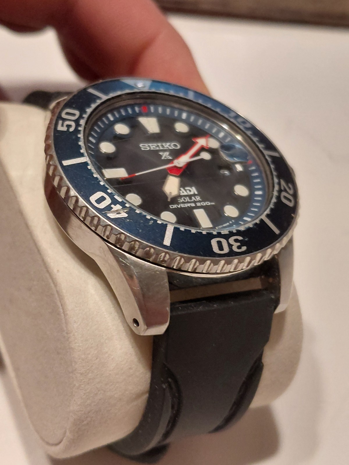 Seiko Prospex PADI Solar Quartz Diver 200m V157-0DF0 Blue/Bezel Rubber Strap