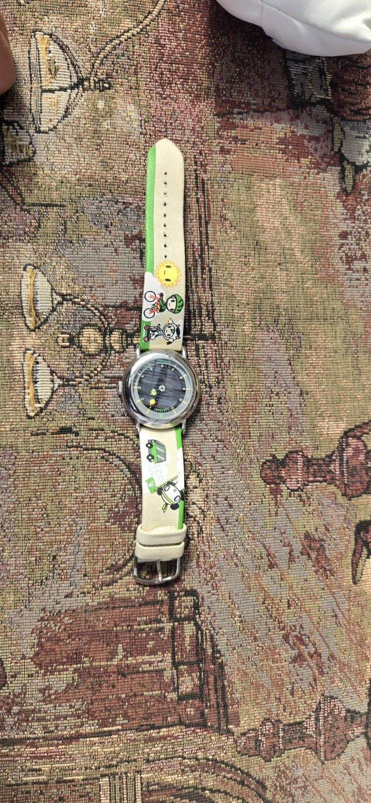 TOKIDOKI 2008 eco solar analog watch w/ box and papers