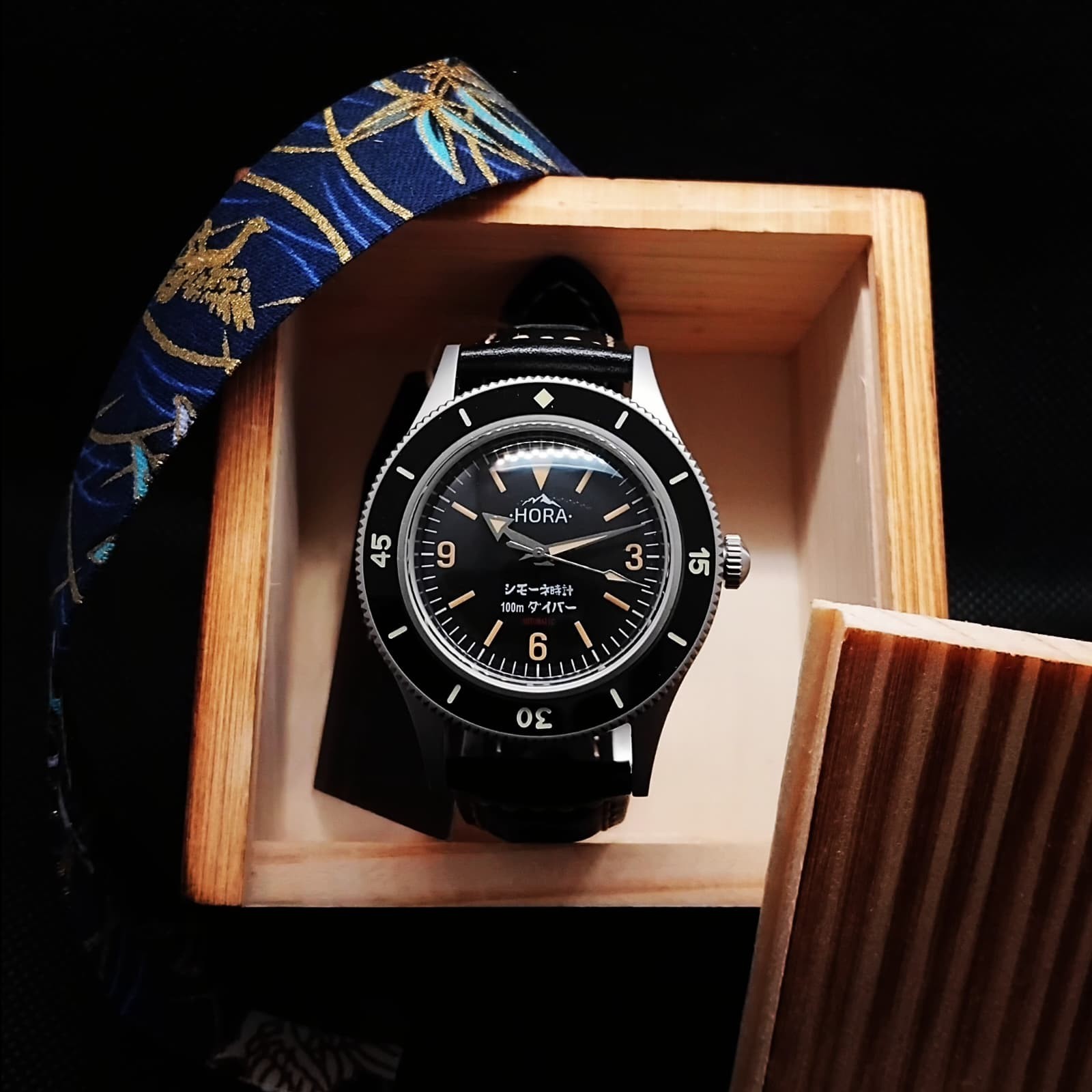 Vintage 40mm Custom Automatic Movement Watch -Hora-