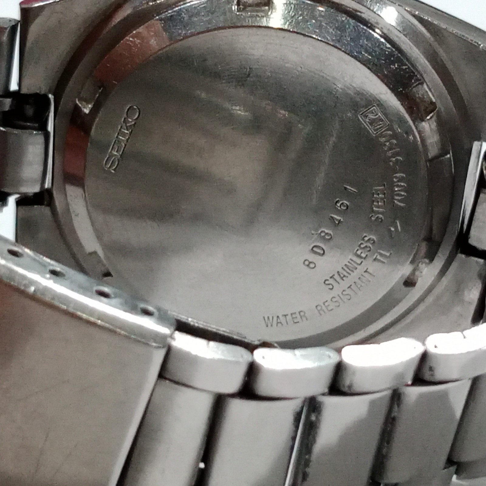 Vintage men’s watch Seiko Automatic 7009 Black Pinstripe Dial Dec 1988