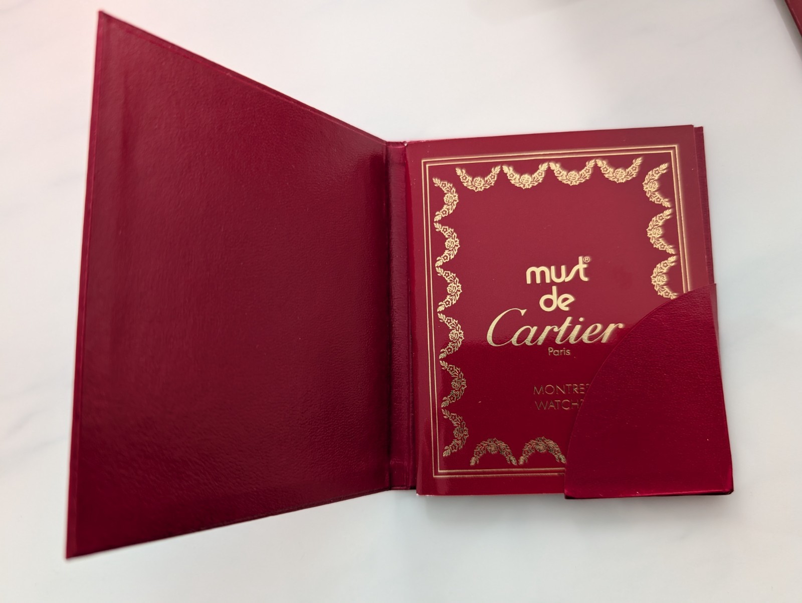 Cartier Must De Cartier Ronde 1810 1 18K Gold Silver 33mm Quartz Watch Box Paper
