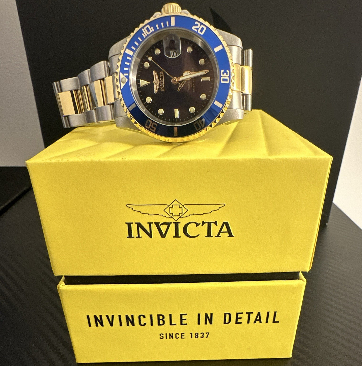 Invicta Pro Diver Men’s Quartz Diver Blue/Gold Bezel **SEE DESCRIPTION**