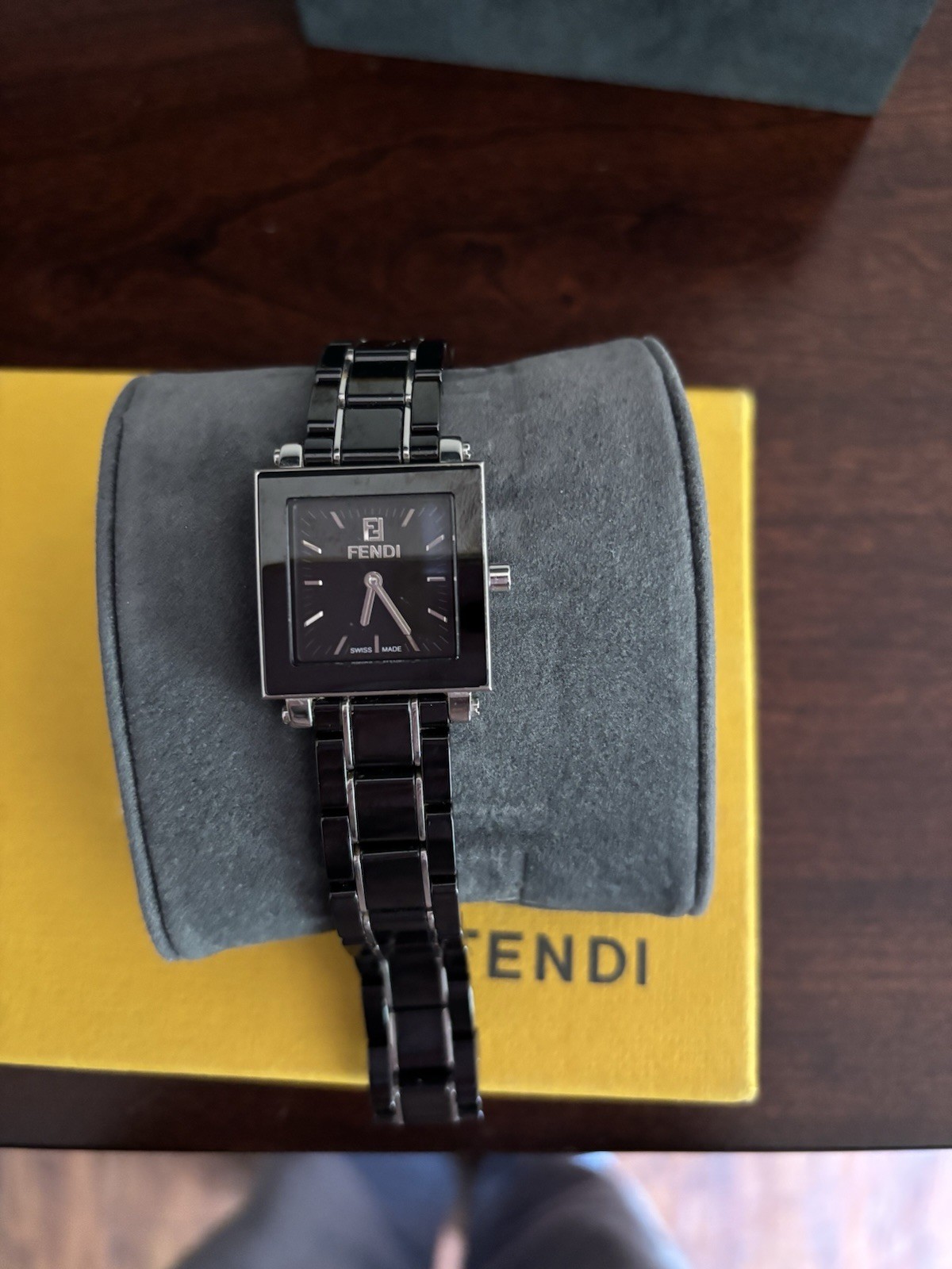 FENDI Orologi Women’s Quartz Black Ceramic Square 21mm Watch w/ Box Papers