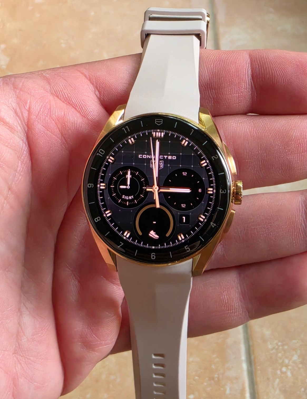 TAG Heuer SBT8011.BT0036 Calibre E5 Connected Golden Bright Rose Gold 40mm Watch
