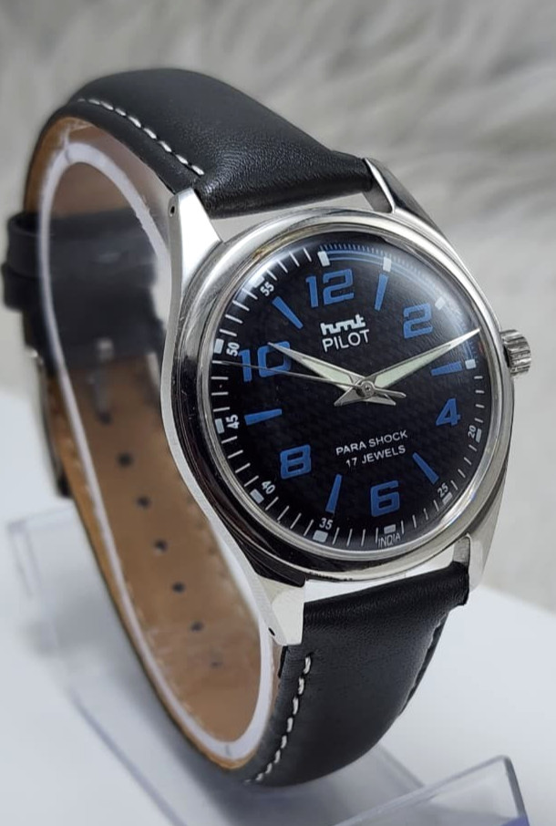 HMT Pilot Black Dial Para Shock 17 Jewels Hand winding For Men’s Wrist Watch