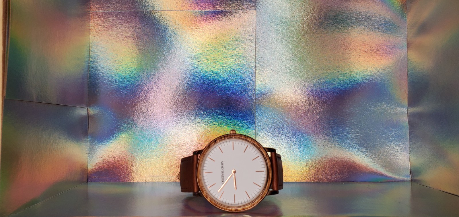 Original Grain The Minimalist watch, light brown wood, leather band