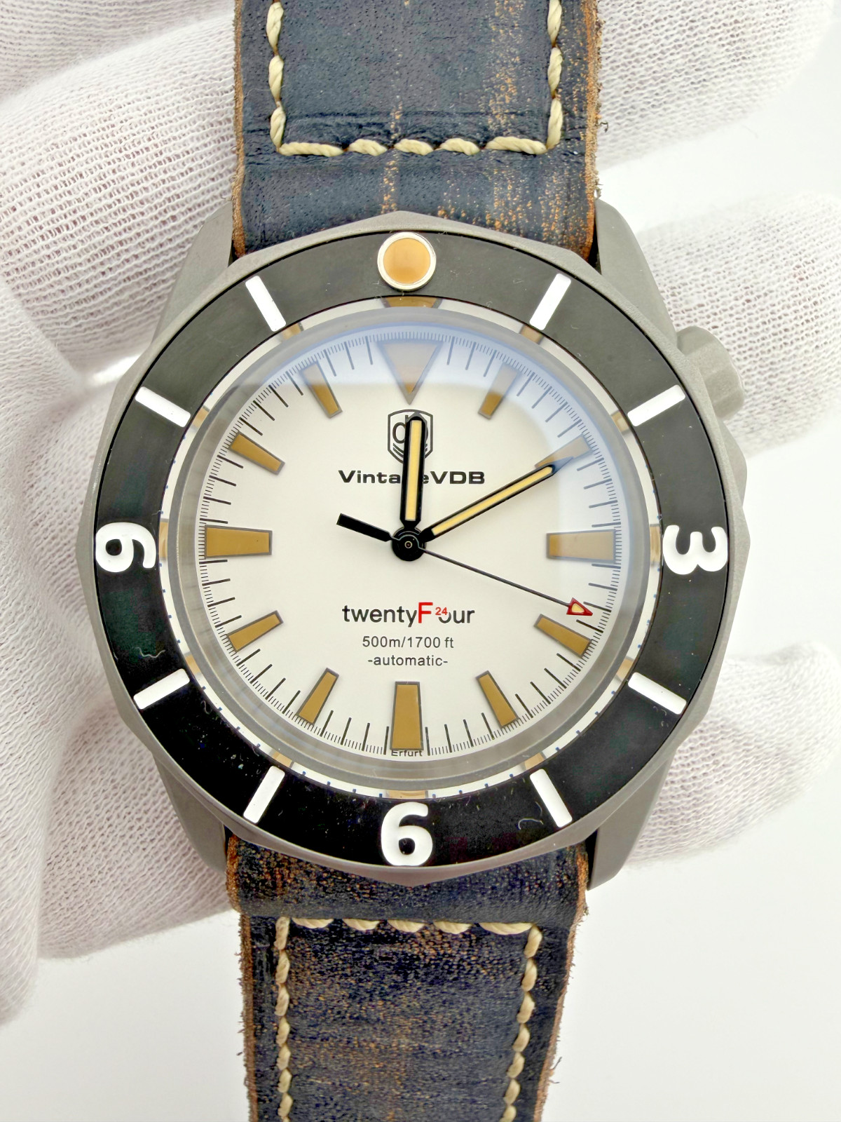 Vintage-VDB F24 Titanium – vintage leather strap – SWISS movement – BRAND NEW