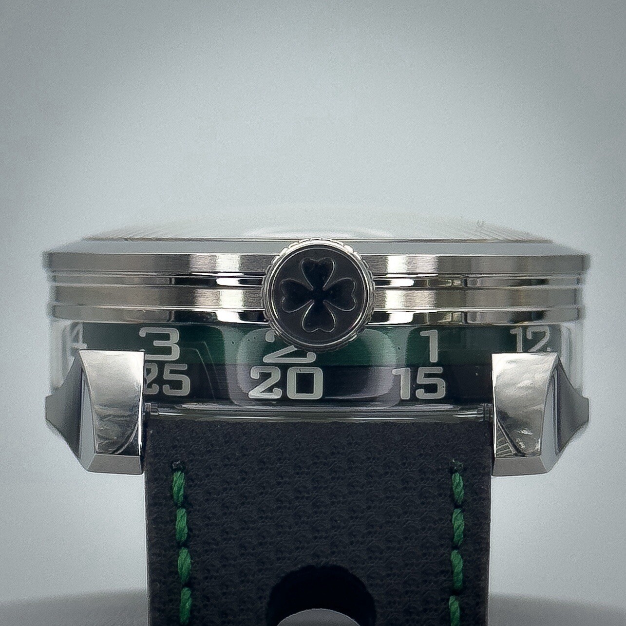 2024 MAD 1 Green M.A.D. Editions Unworn BNIB Lucky Clover Full Set