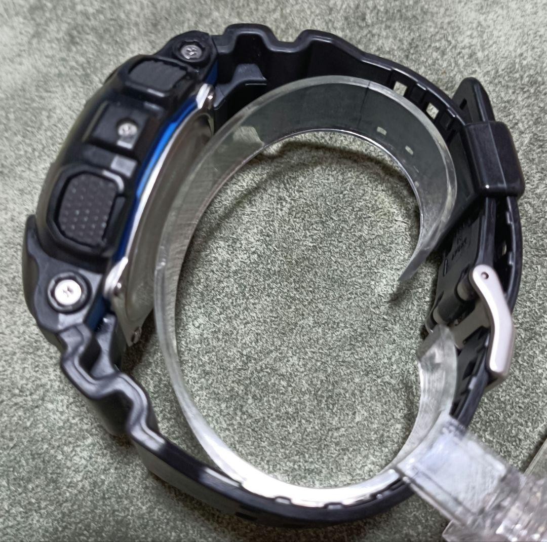 CASIO G-SHOCK GA-100CB Matte Black x Blue