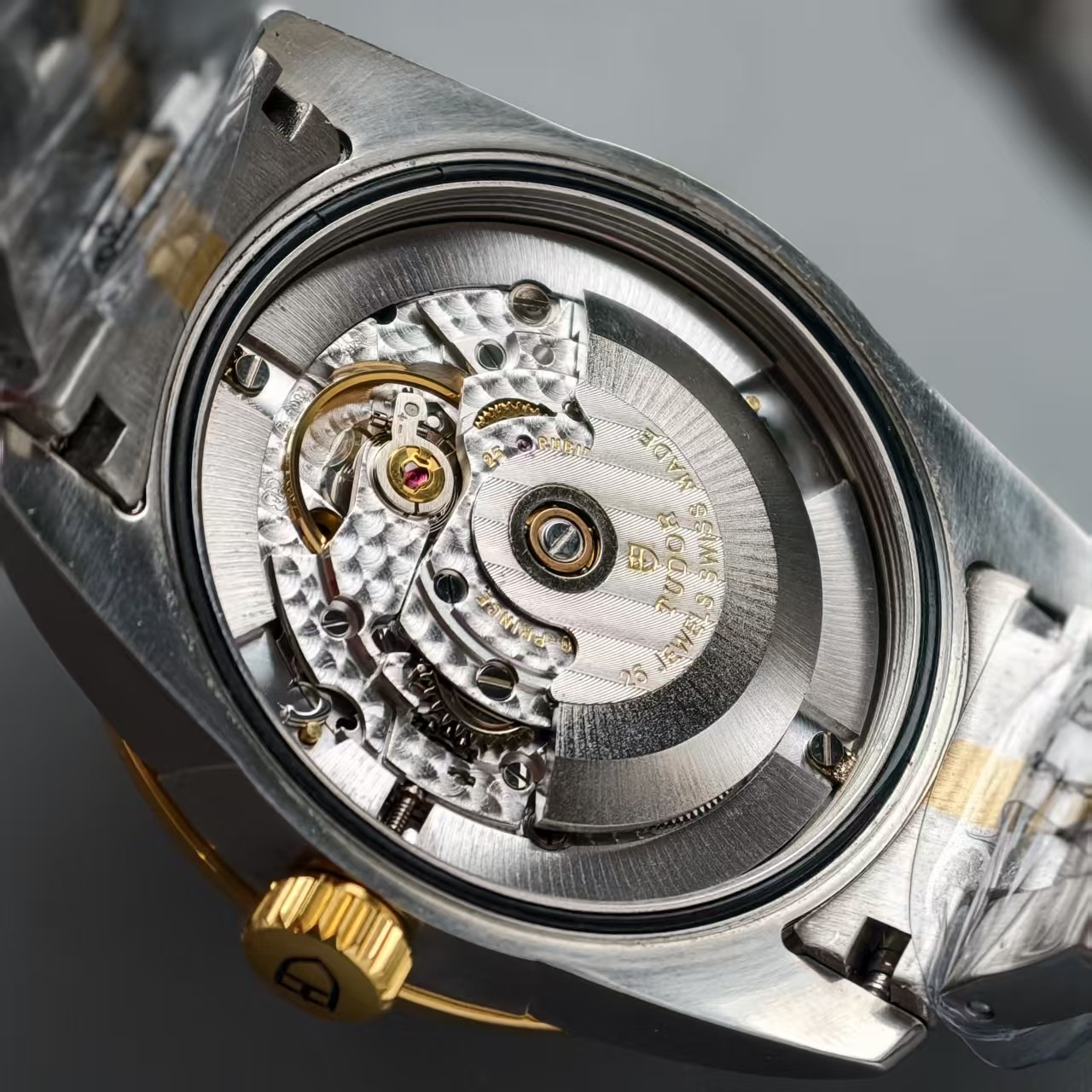Tudor Gilding Linen Dial Glamour M56003-0003 Men’s Watch Automatic 39mm Date
