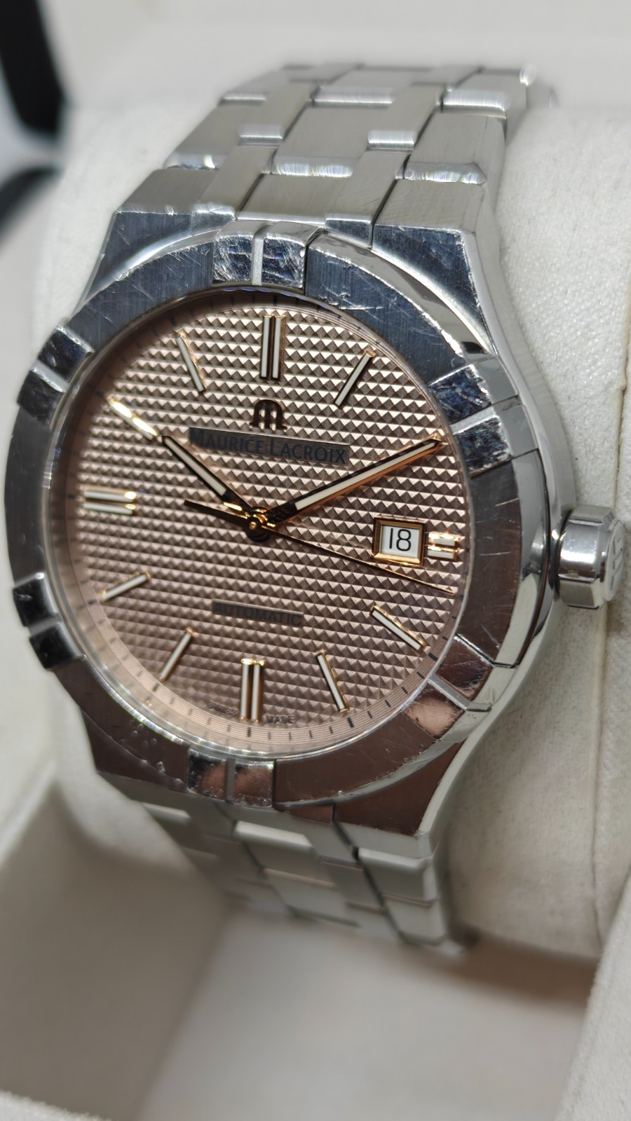 Maurice Lacroix AIKON, Automatic, 42mm – AI6008-SS002-730-1