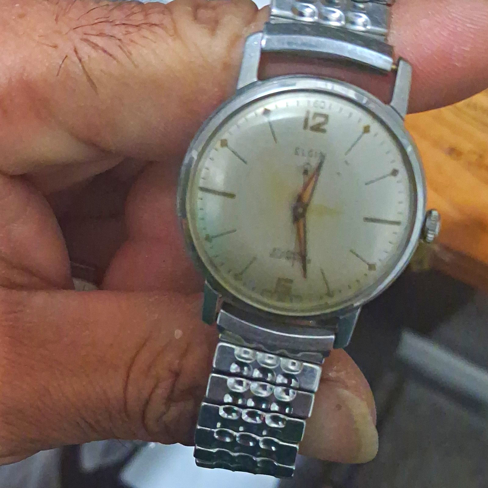 Elgin Durapower Auto 17J Vintage 50s White Dial Arabic/Stick Silver 32-36mm