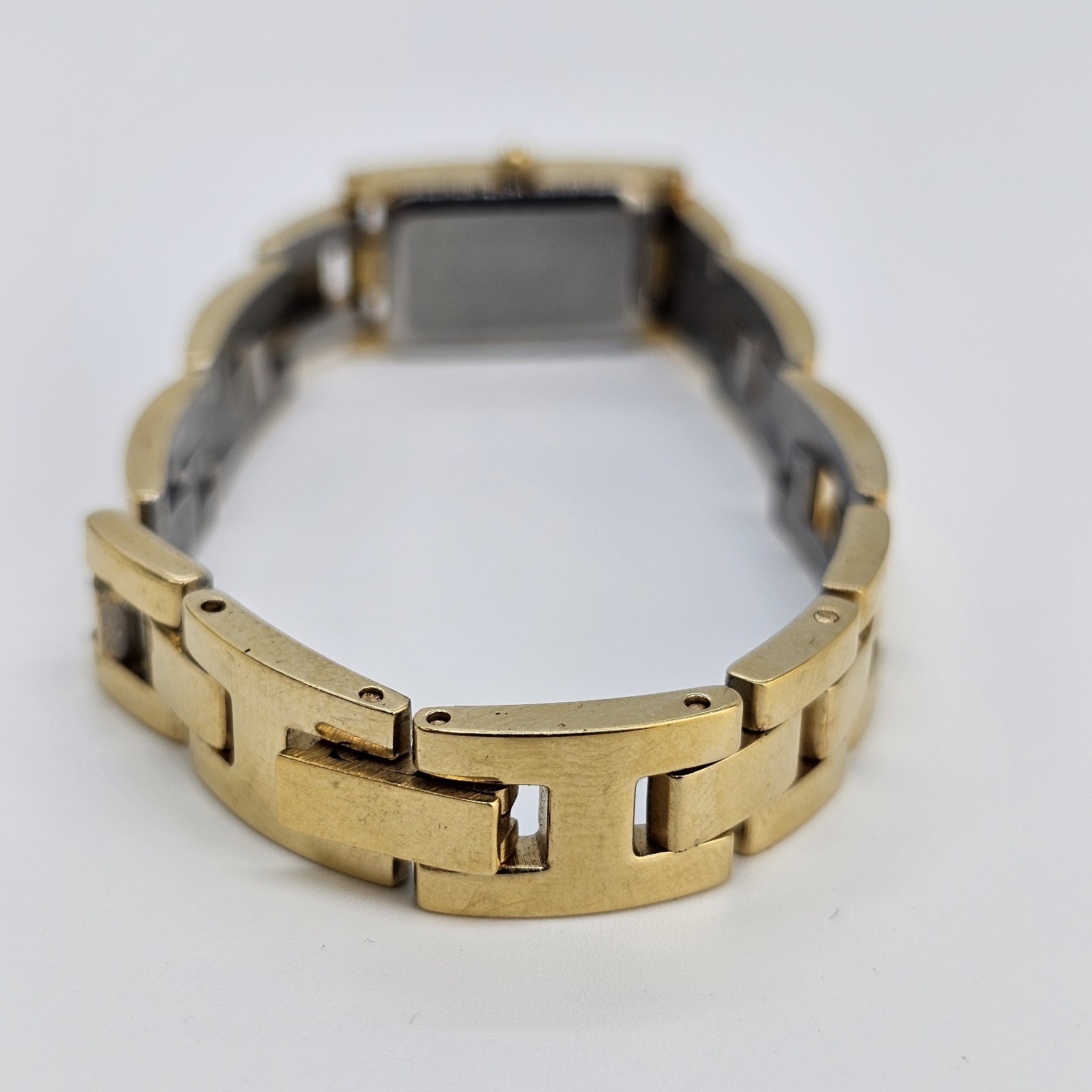 Belair Women’s Watch 13MM White Dial Gold Bracelet 6″ Wrist New Battery
