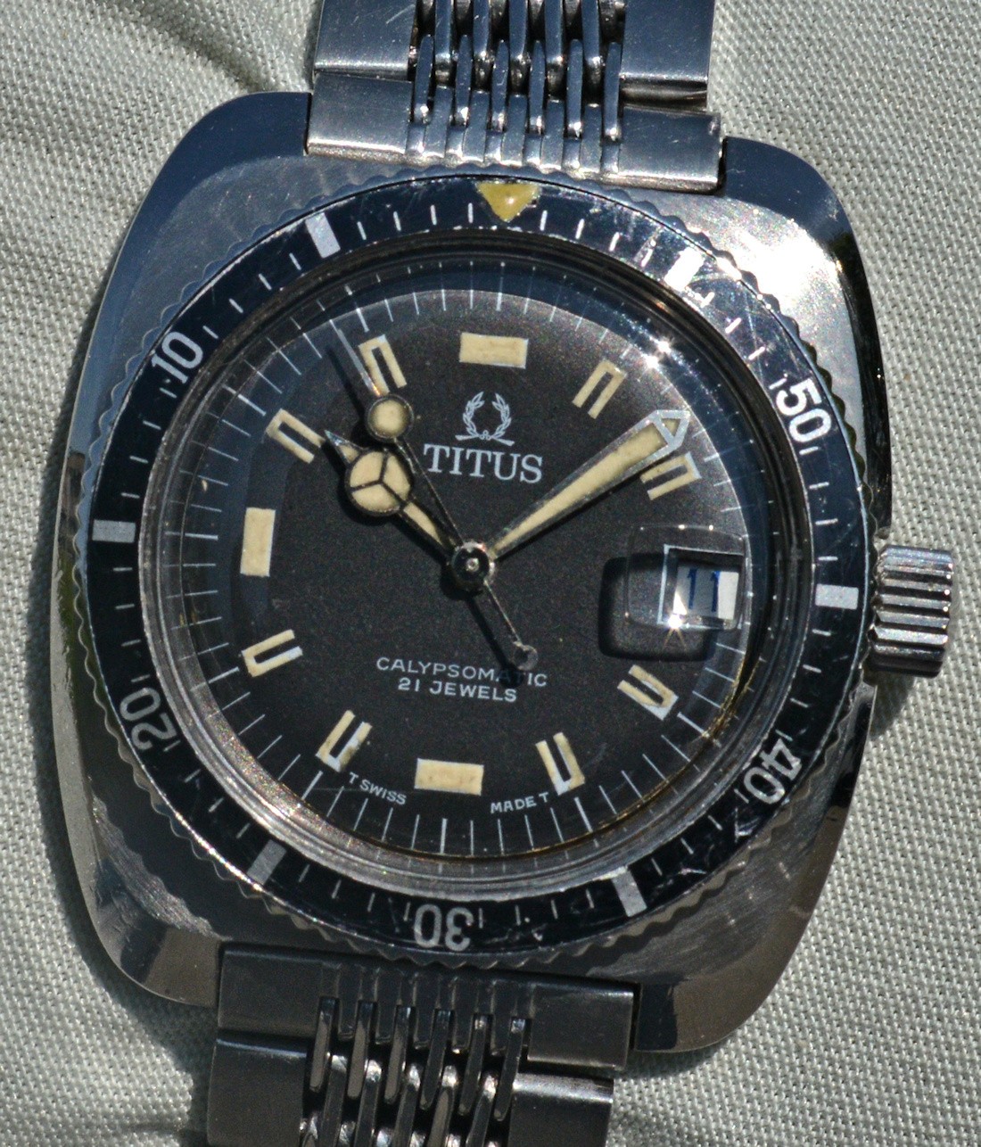 Titus Calypsomatic 8375 Diver Rare 1967-1970 Wrist Watch With Steel Bracelet