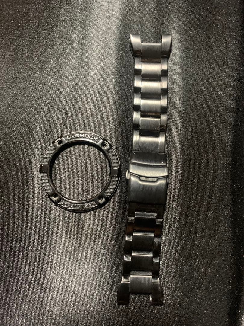 G-Shock 100 Series Steel Bezel