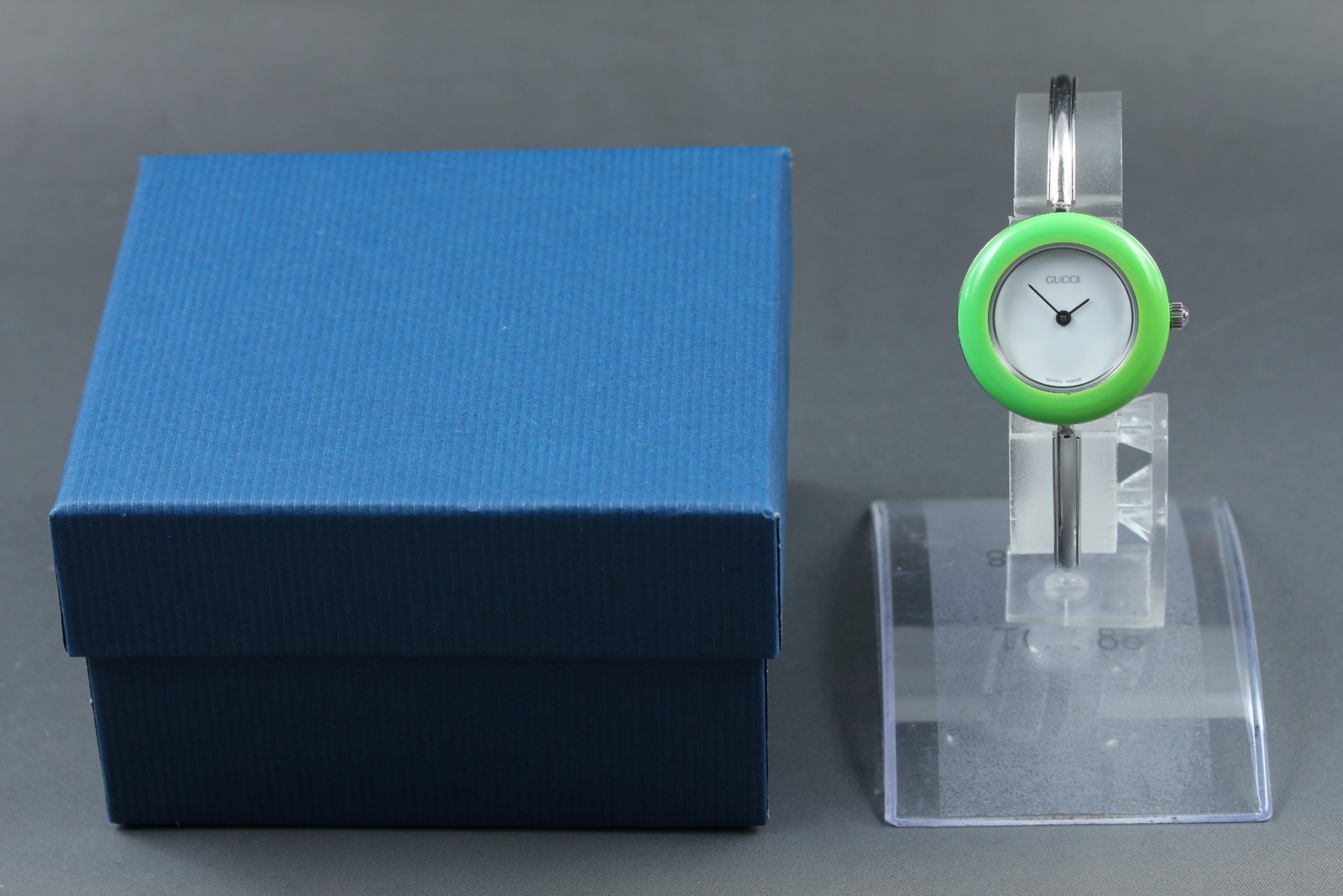 Vintage Gucci Change Bezel 11/12.2L Light Green Bezel Silver Women’s Qz Watch