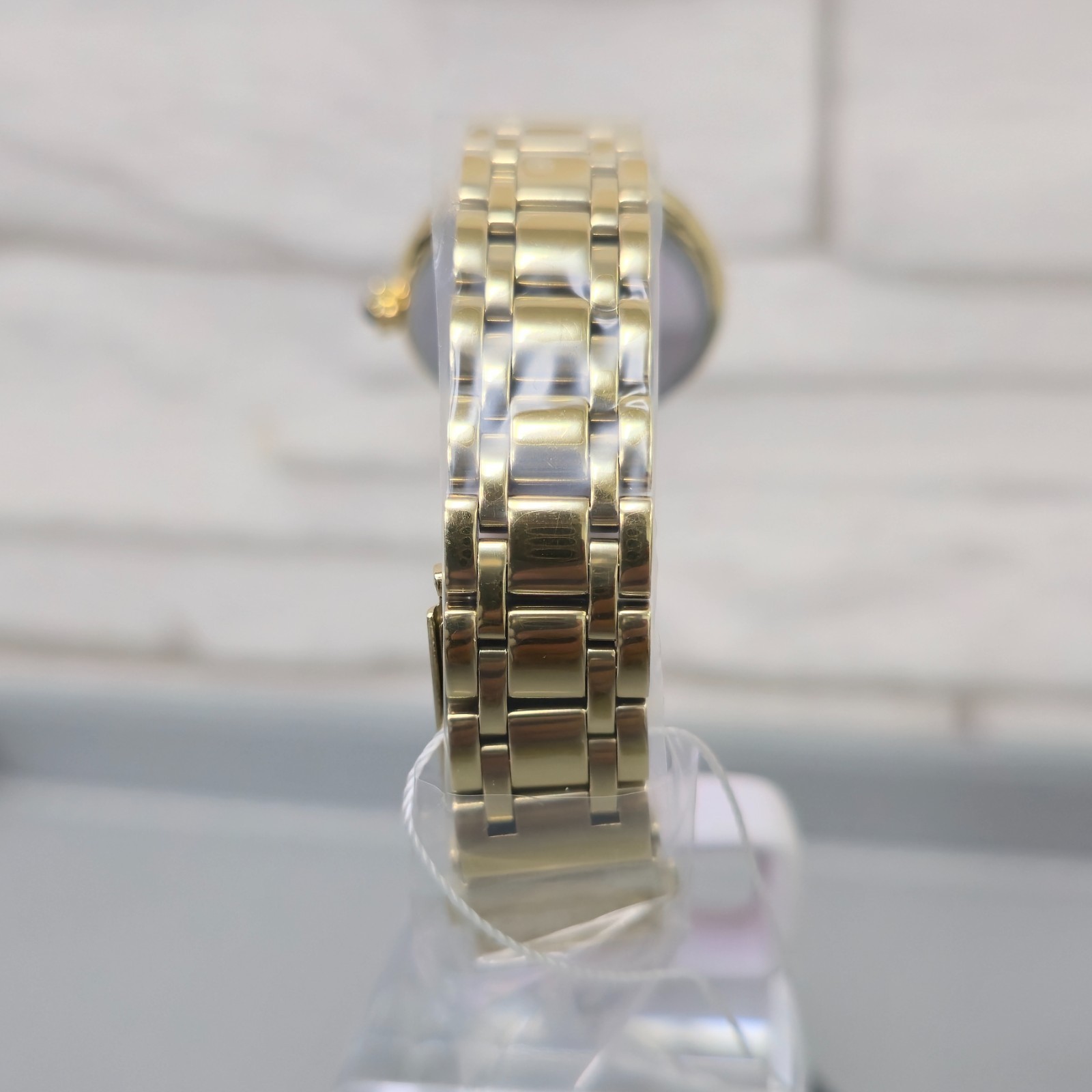 Seiko Quartz SRZ536P1 Crystal MOP White Dial 30 mm New Full Set Women’s Watch