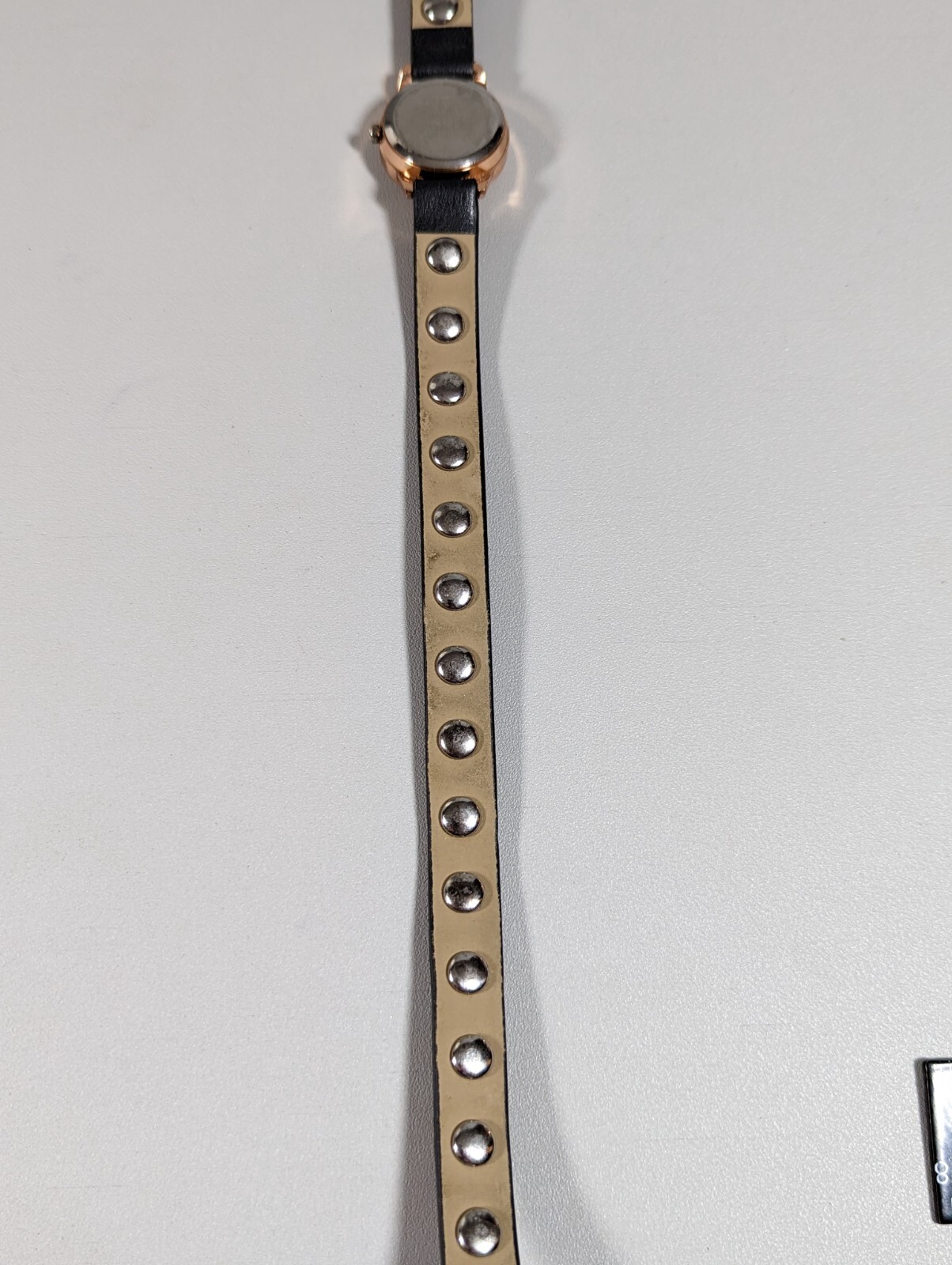 NYC Round Gold Tone Case Studded Gray Faux Leather Wrap Bracelet Band Watch 16″