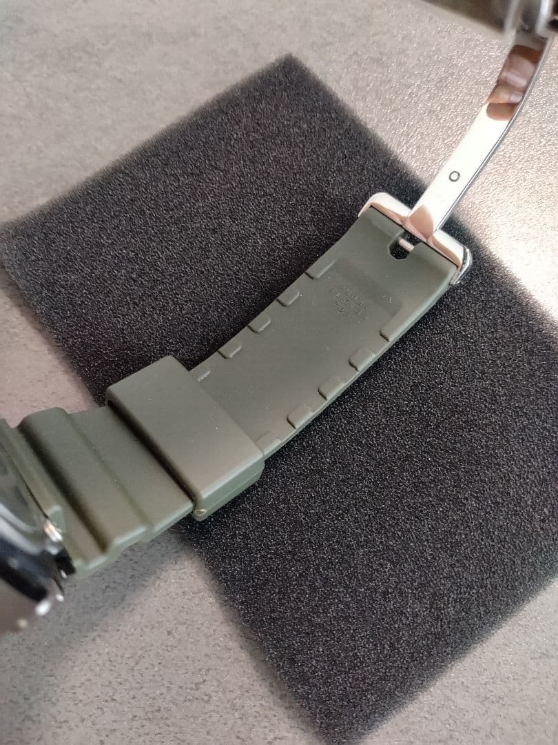 (103) [Good condition, custom belt] G-SHOCK GM-2100B Green