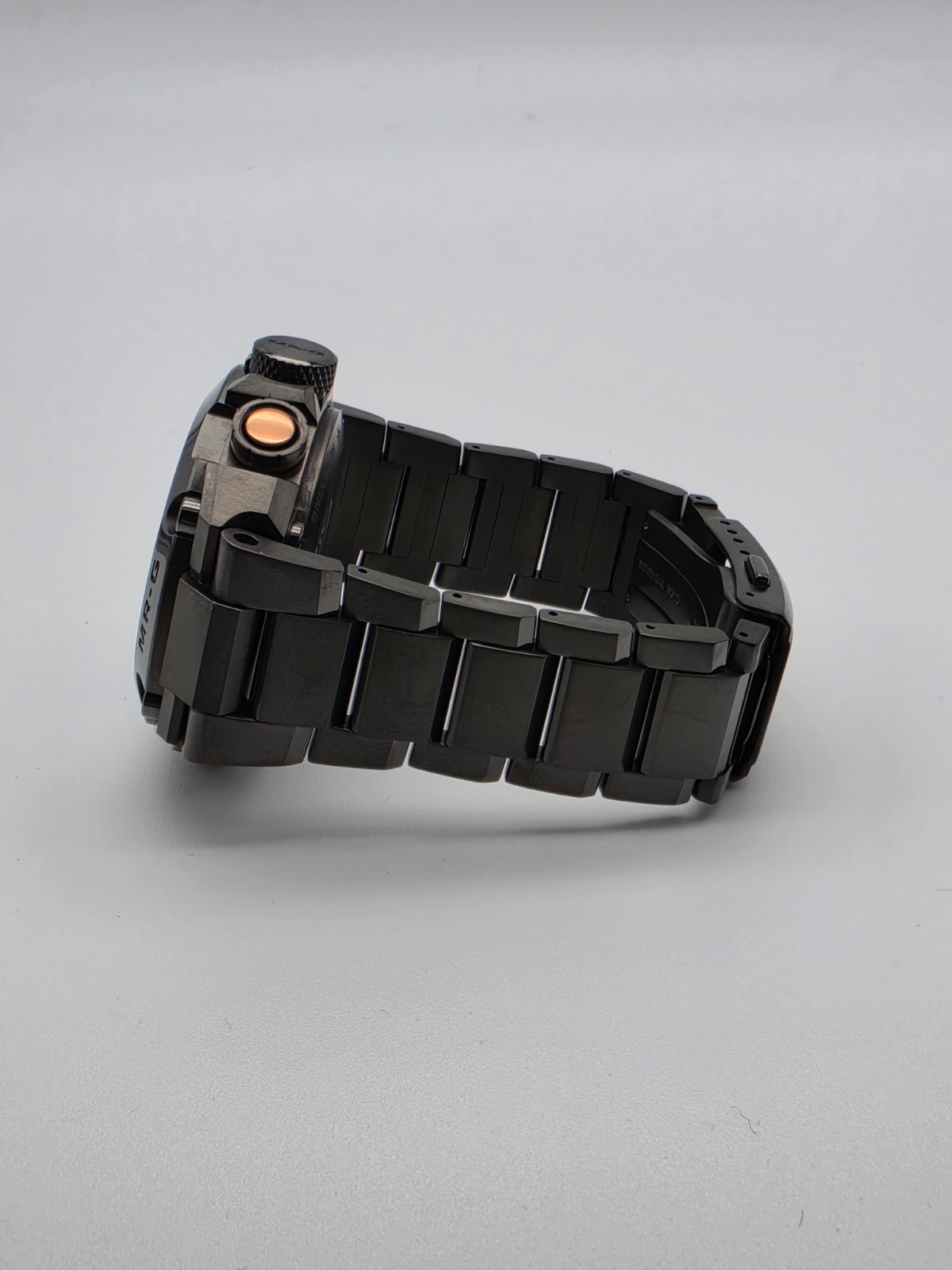 Casio G-Shock MR-G MRG-G2000CB-1AJR GPS Solar Titanium Box Papers