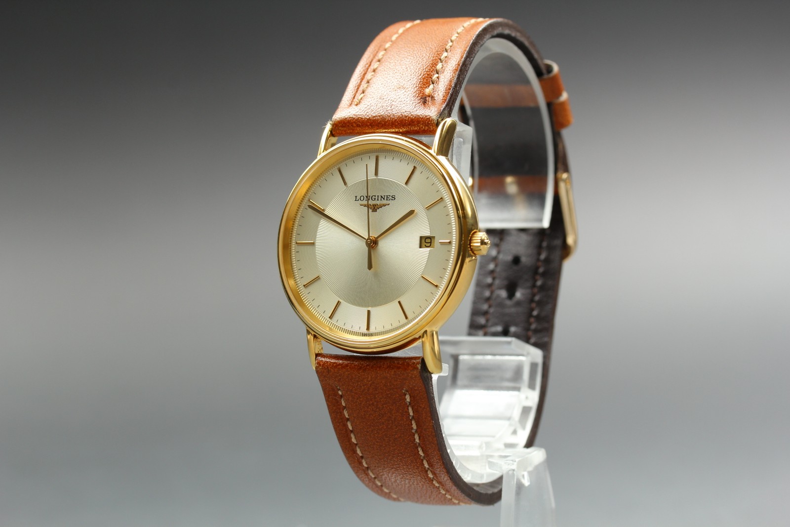 [N MINT] Longines Grand Classic L4.720.2 33mm Gold Dial Date Quartz Men’s Watch