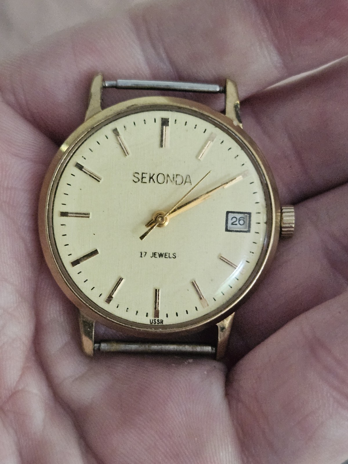 Sekonda Men’s Vintage 17 Jewels Gold-Plated Wristwatch