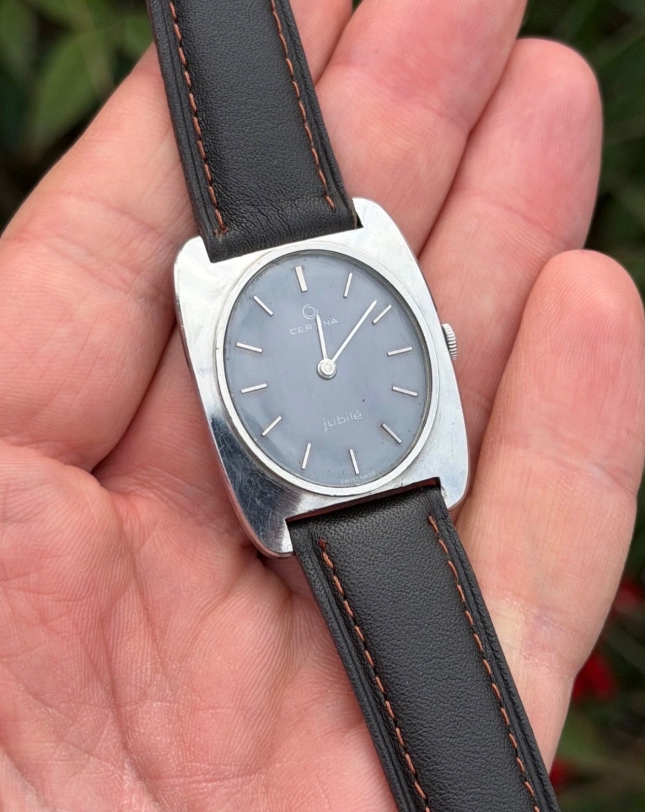 Vintage Certina Jubilé 4001-173 Manual Winding 1960 Men’s Watch 30 MM x 37.5 MM