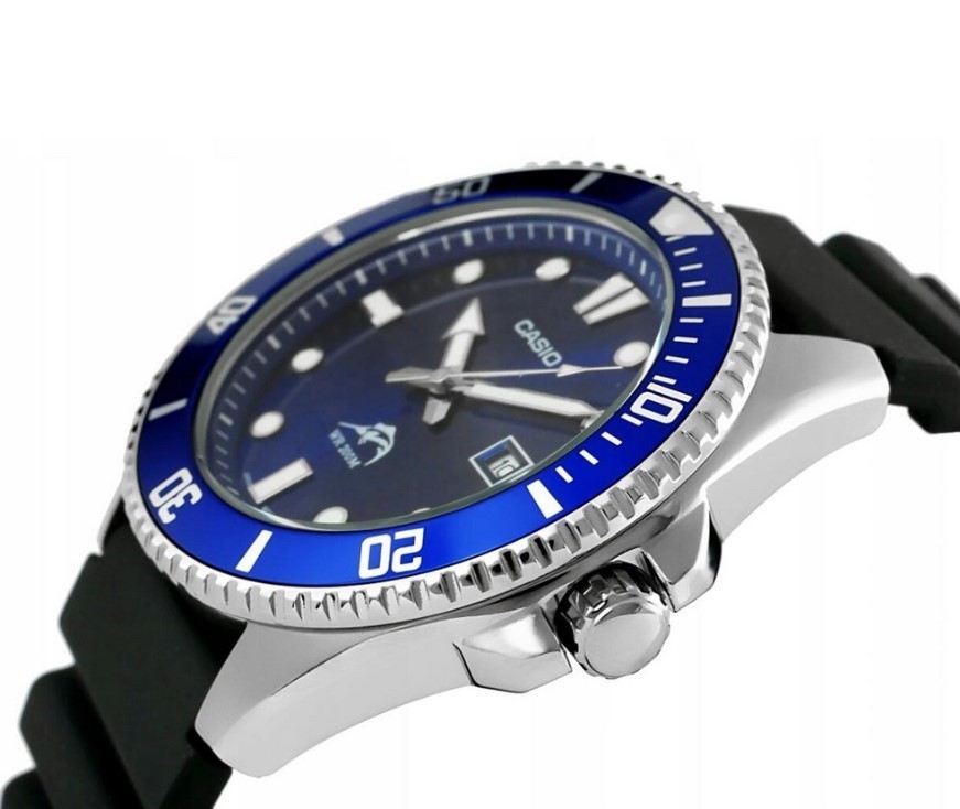 Casio Men’s Black and Royal Blue Dive Style Sports Analog Watch – MDV-106B-2AV