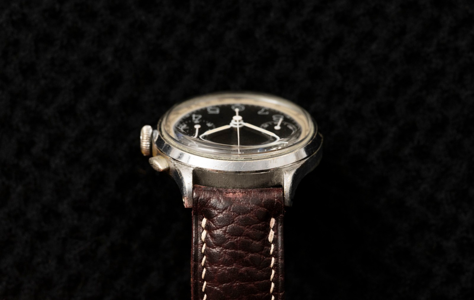 Lemania 15TL Chronograph Watch – Black Dial – Tachymeter – Circa 1938-1942