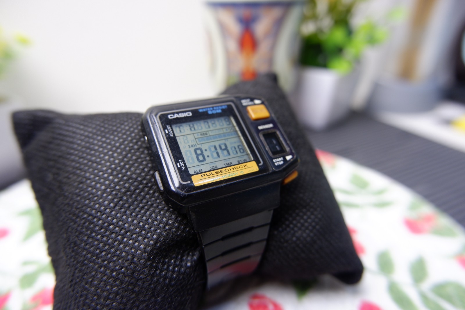 RARE 1987 Casio JP-100W Pulsecheck Vintage Digital Watch Mod 509