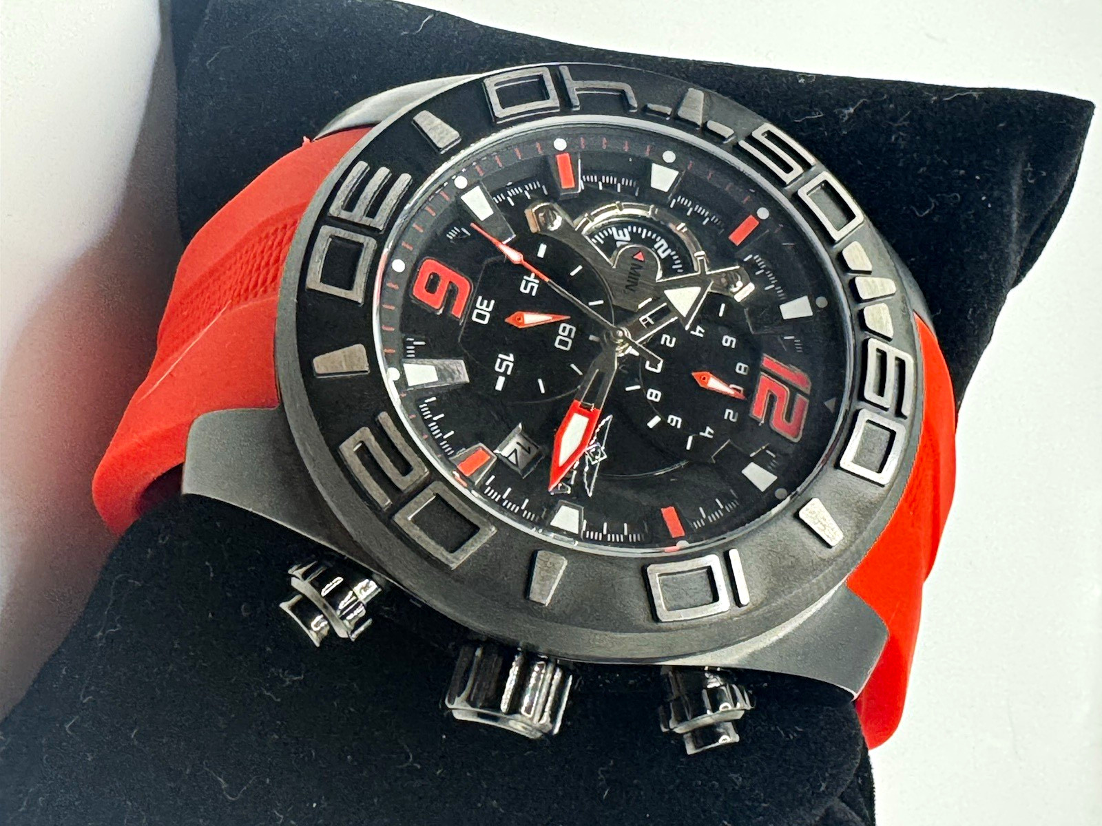 Invicta Pro Diver Dynestance Men’s Watch – 50mm, Red (22810) with Box!
