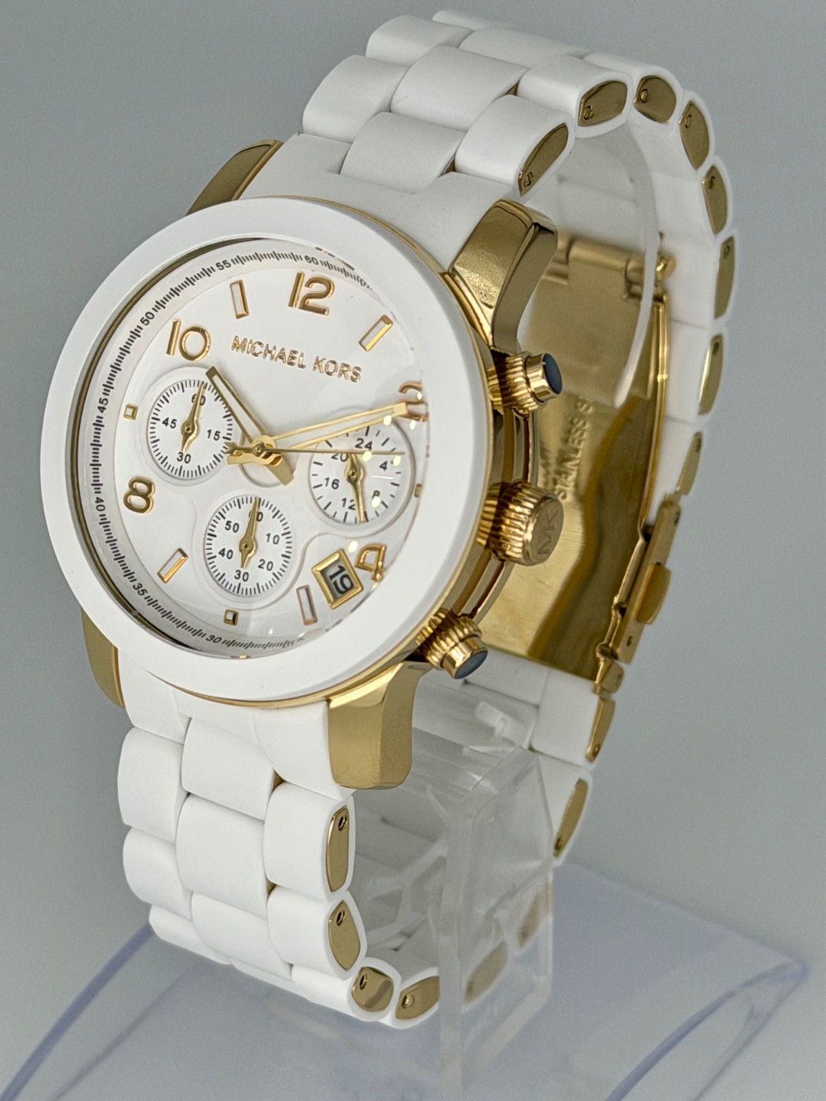 MICHAEL KORS Runway MK5145 Quartz Mineral Crystal Unisex Wristwatch