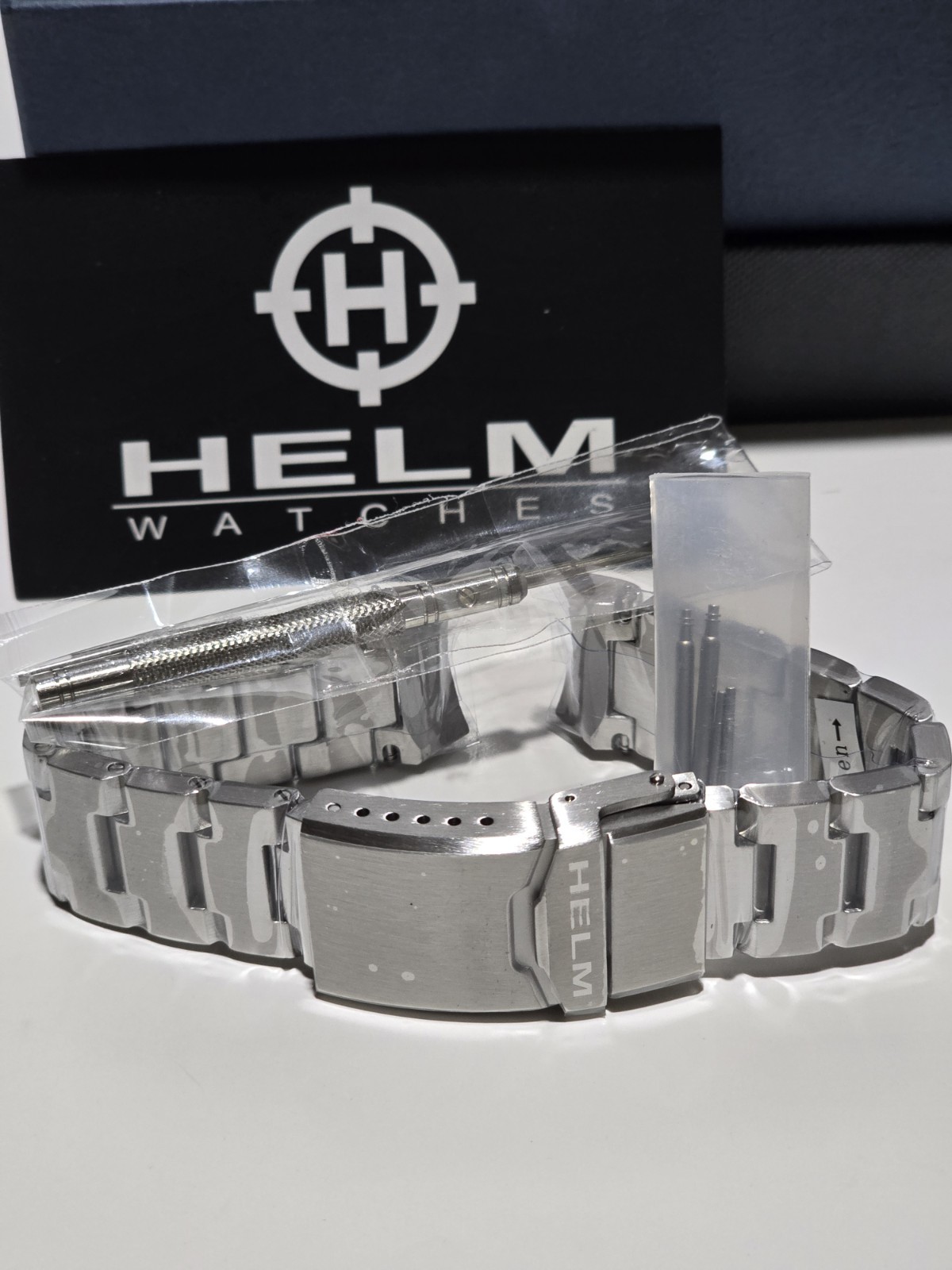 HELM Komodo Men’s 40mm NH35 Automatic Wristwatch w/Full Set Steel Bracelet
