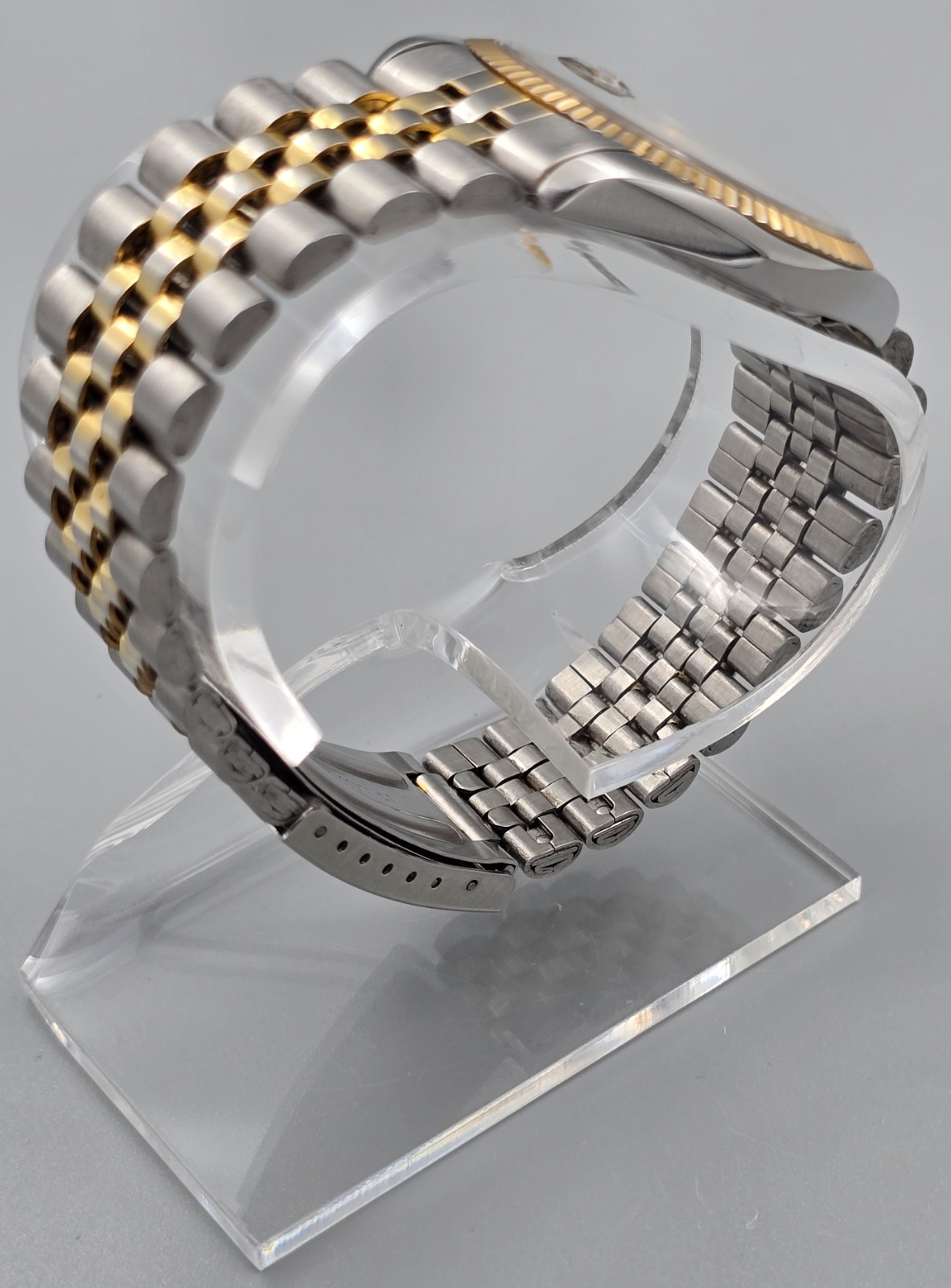 Luxor 35mm Swiss Quartz Men’s Two-Tone Date Watch Roman Dial Jubilee Bracelet