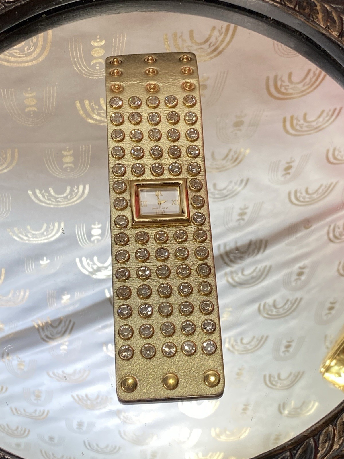 VintageBetsey Johnson Leopard Wrap Leather Cuff Watch Quartz Gold-Tone Roman