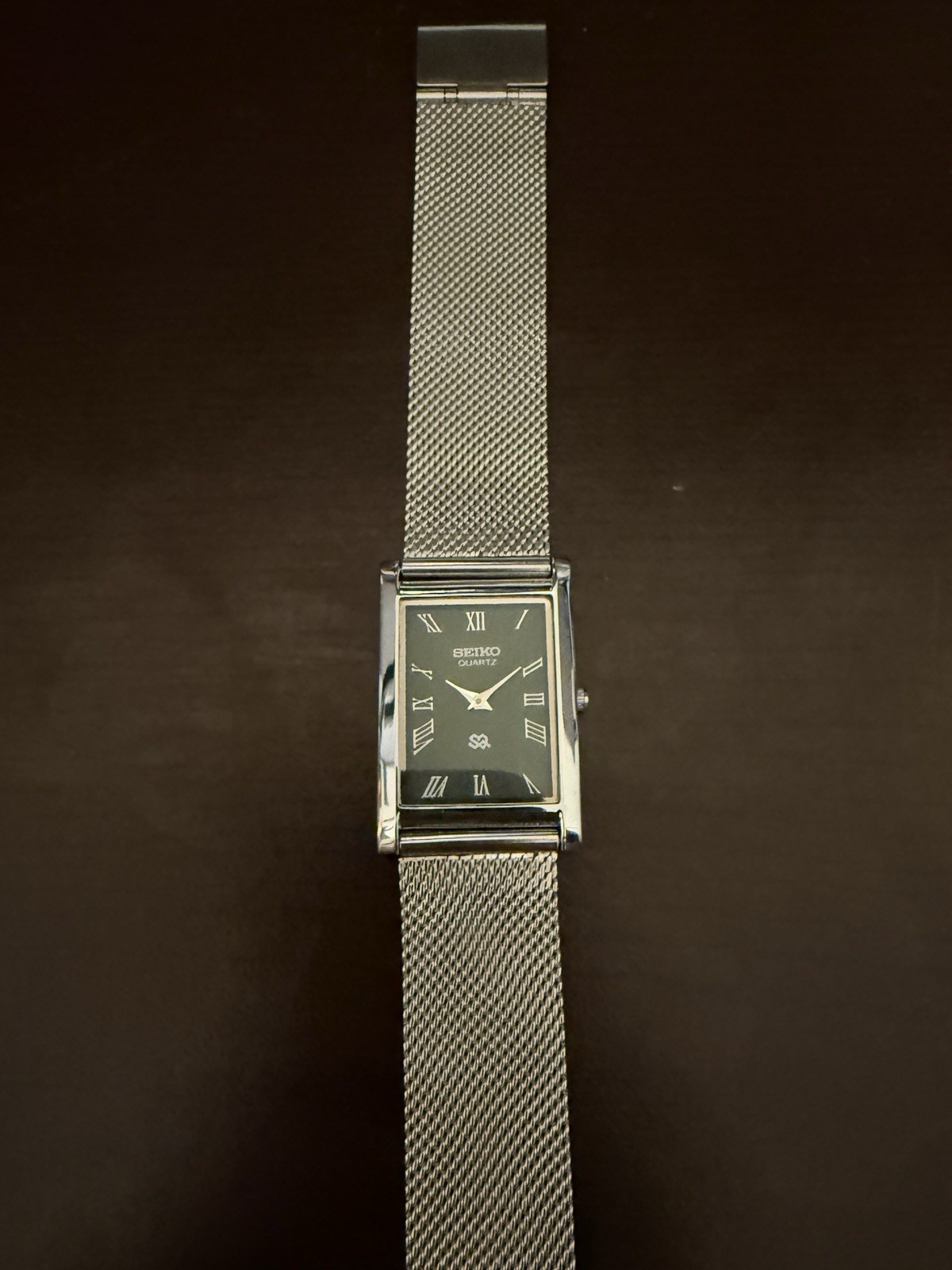 GREEN WITH SILVER CASE Vintage Seiko Slim Quartz Men’s Wrist Watch
