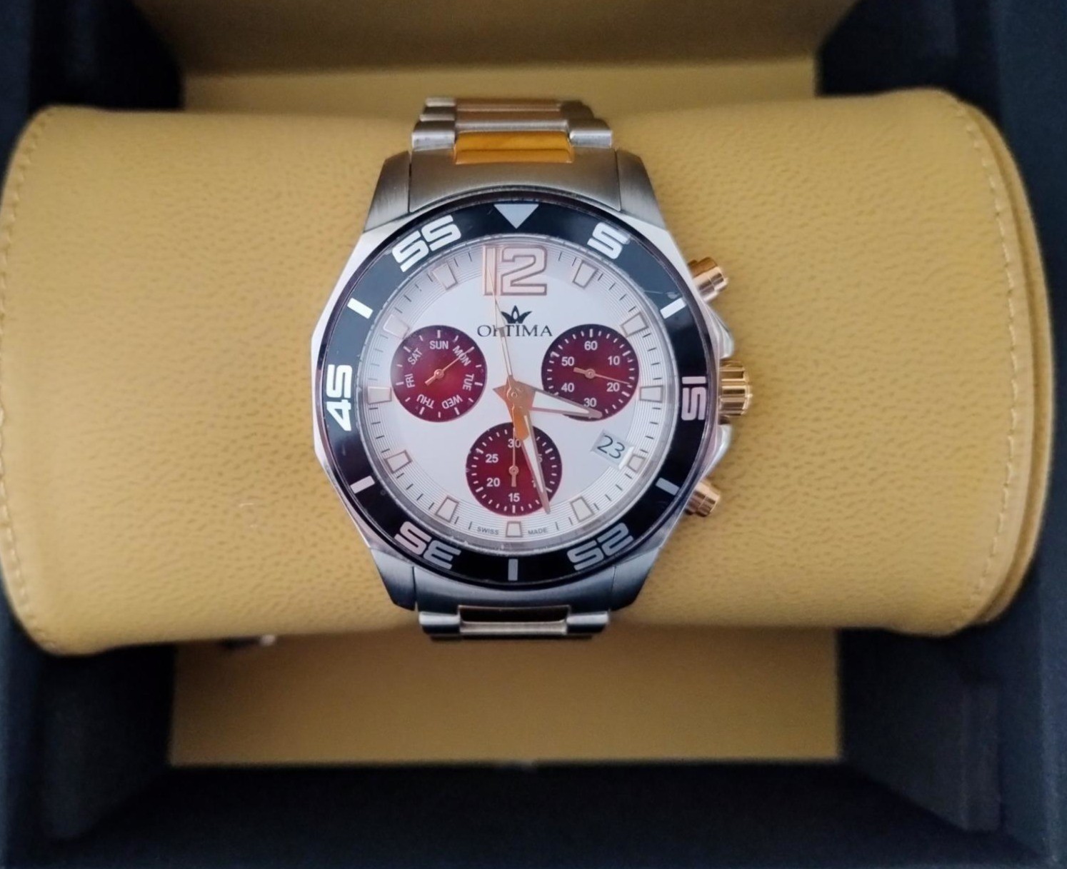 Mens Swiss Made Optima Watch. Pristine Condition. RRP $1100.00.
