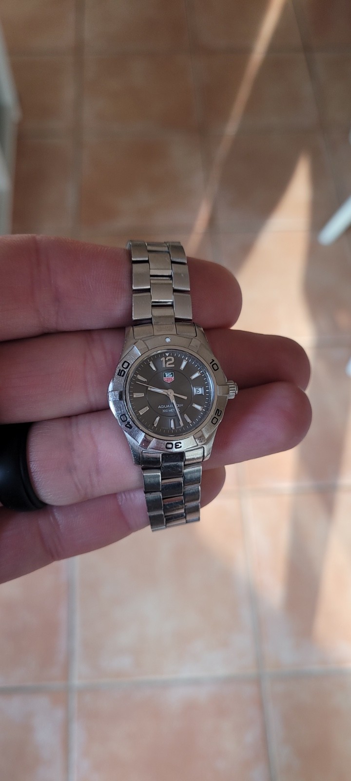 TAG Heuer WAF141E.BA0823 Womens Aquaracer Series Quartz Watch Gray Silver 300M