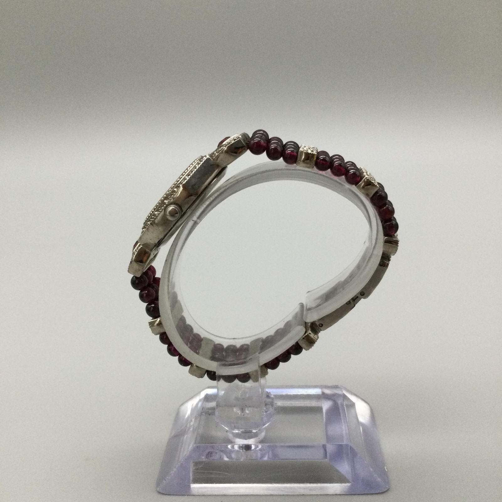 Avon Womens Watch 23mm Marcasite Red Bead Bracelet Silver Tone New Battery 6.5″