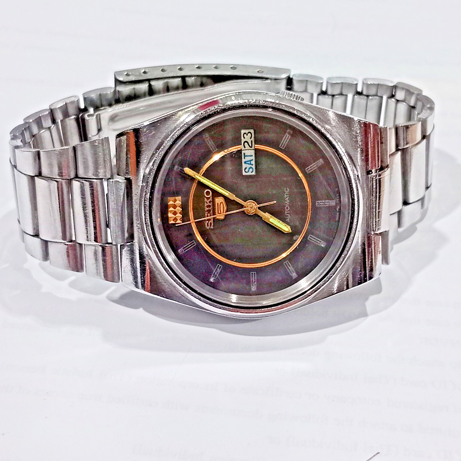 Vintage men’s watch Seiko Automatic 7009 Black Pinstripe Dial Dec 1988