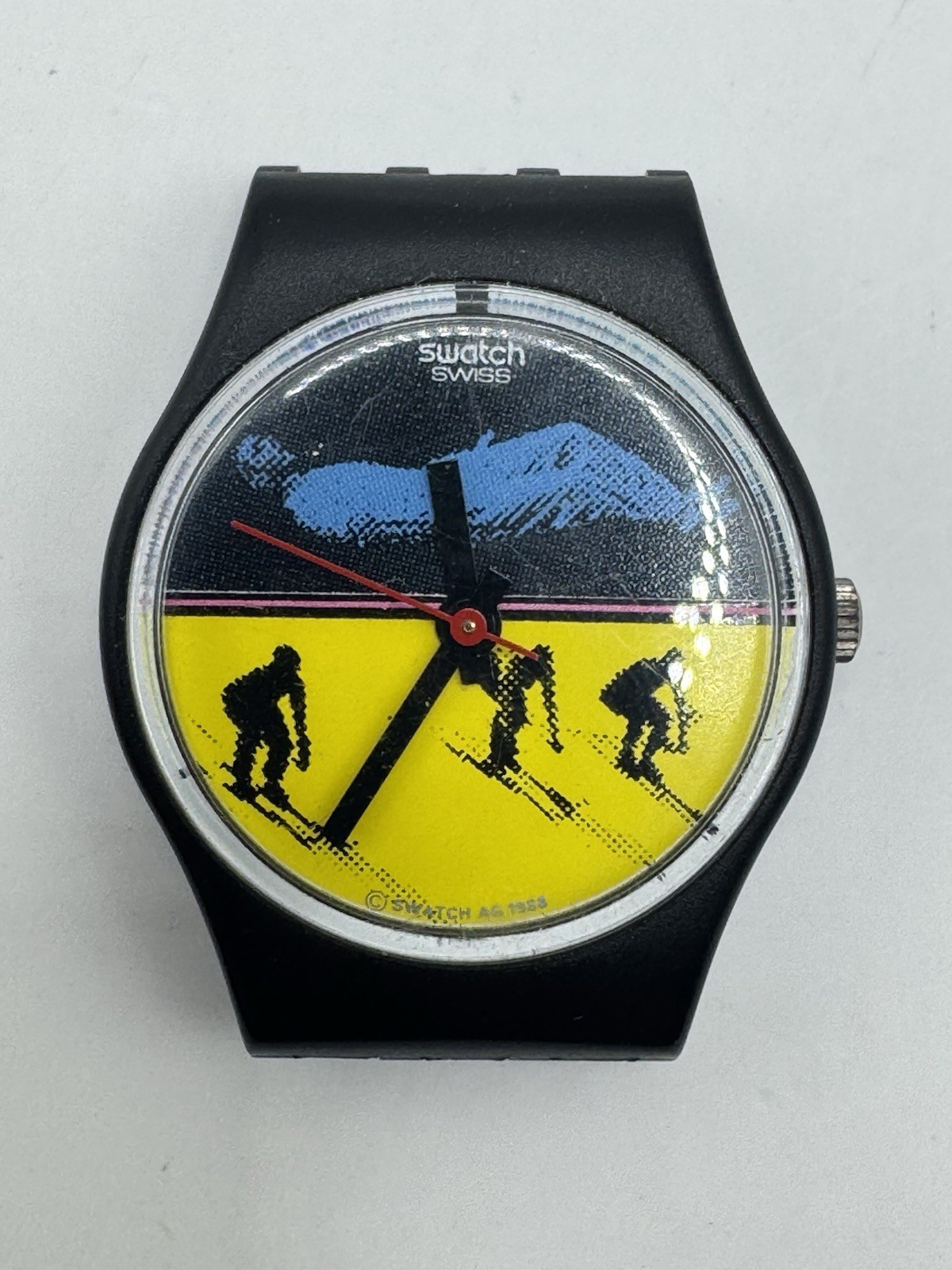 WOMEN’S VINTAGE 1988 SWATCH SWISS WATCH W/ NEW BATTERY – WORKS GREAT! SKIING