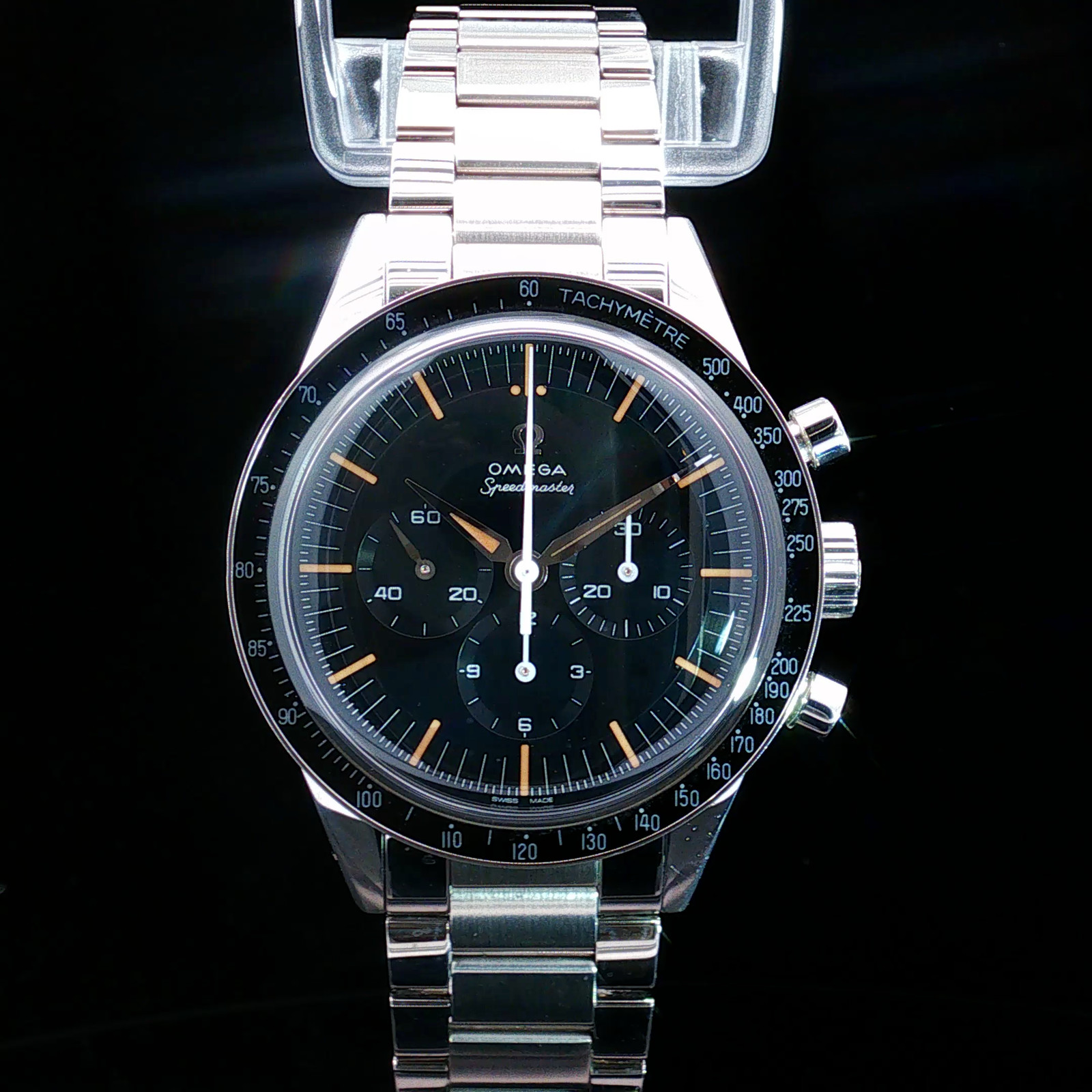First Omega in Space (FOiS) with the Calibre 3861 – Preowned – 310.30.40.50.06.0
