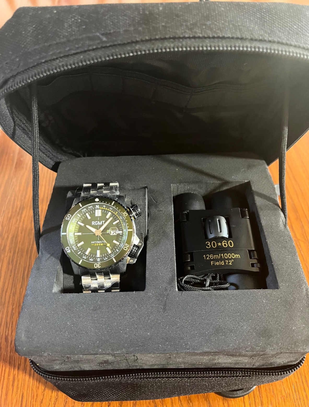 RGMT TERRAIN Green Dial Automatic Men’s Watch RG-8010-44 w/Binoculars and Pouch