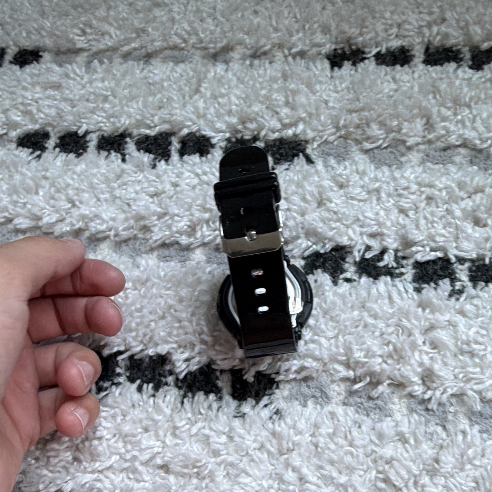 Skmei 1020 Quartz Analog Watch 50m Water Resistant Black Resin, Arabic Dial