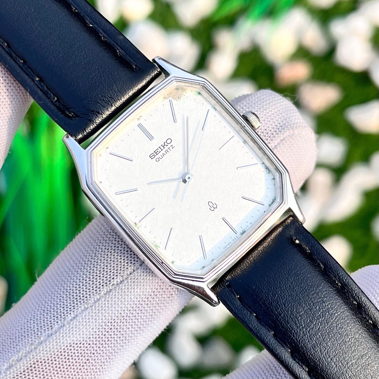Vintage Seiko JDM Hammered Dial Dress Formal Japan Men’s Quartz Watch 6431-5150