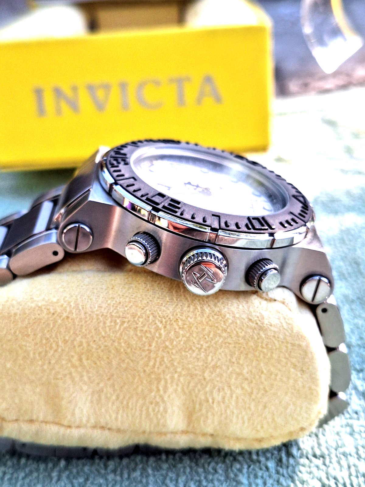 Invicta Ocean Reef Swiss Made Silver Dial Stainless Steel Model 1463 Mens Watch