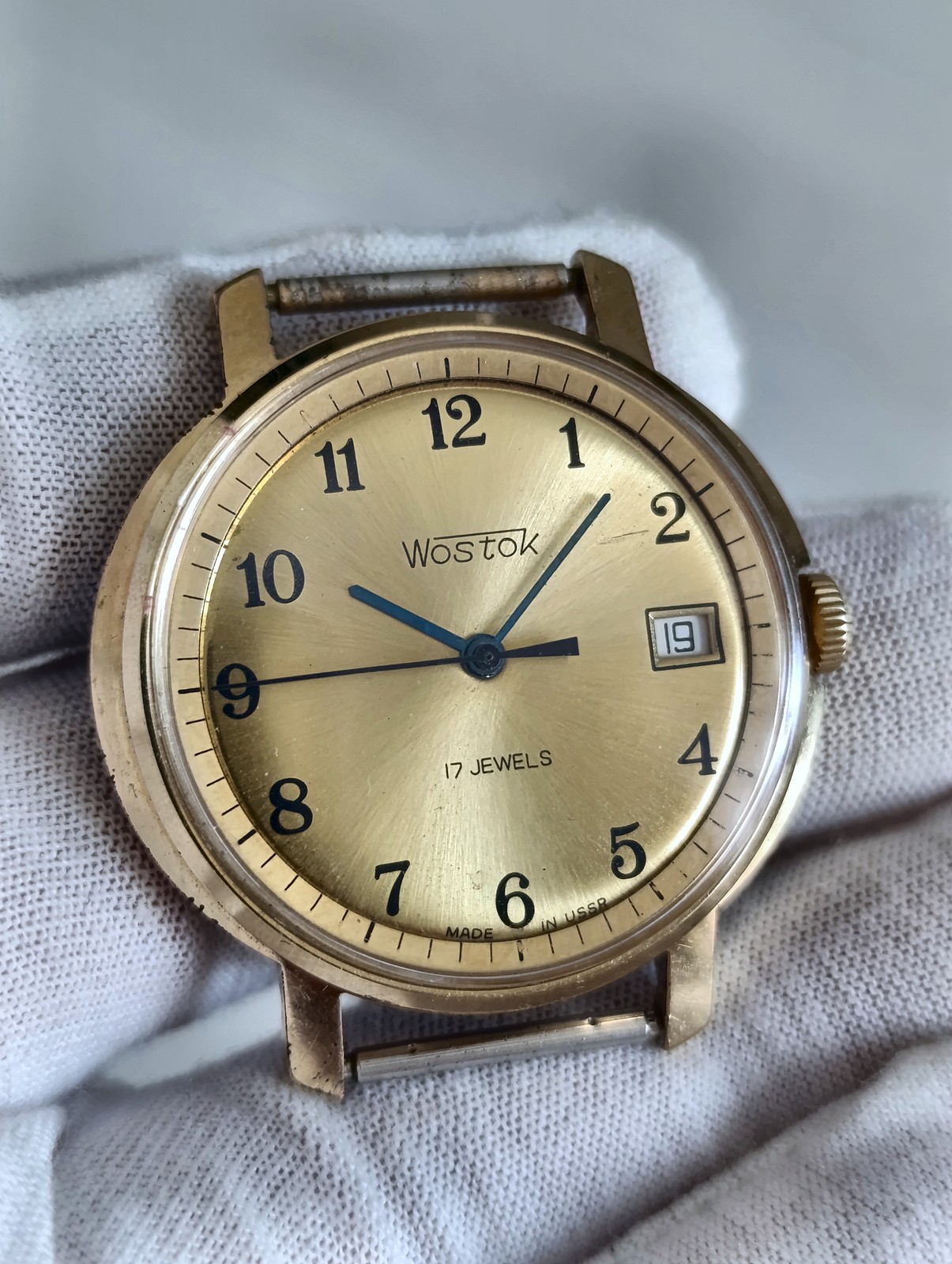 Vostok 2414A USSR 1980s Soviet Men’s Watch 17J Gold Dial