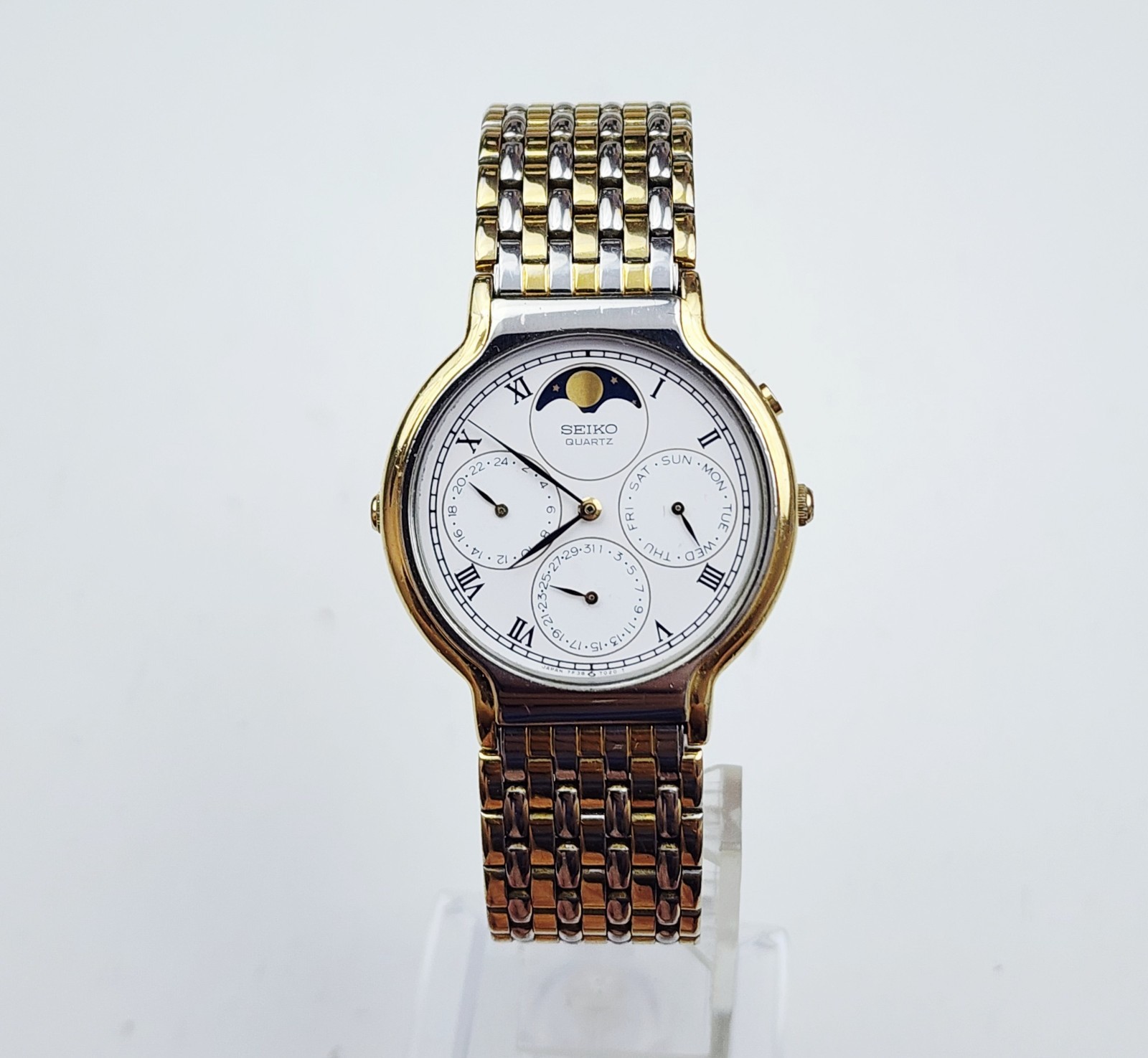 Men’s JAPAN Vintage 1988 MULTIFUNCTION MOONPHASE Watch SEIKO 7F38-7020. Midsize