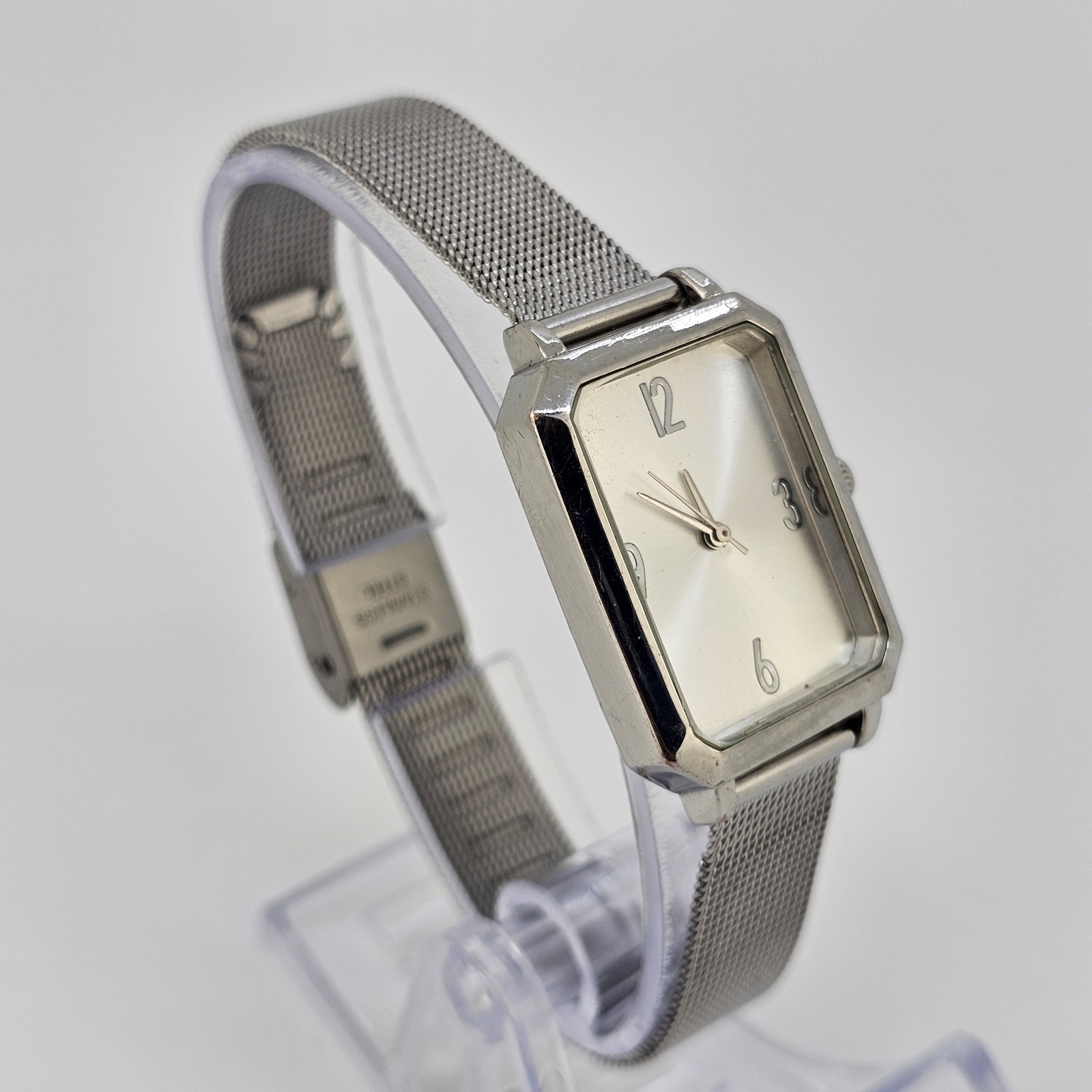 23MM Watch Women Analog Gray Dial Gray Mesh Bands NEW Battery